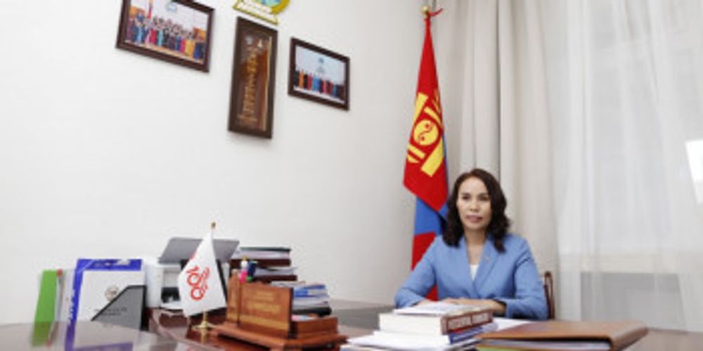 ВАКЦИНААС УЛБААТАЙ ГЕОПОЛИТИК, ҮНДСЭРХЭГ ҮЗЛИЙН ЭСРЭГ СОЦИАЛ ДЕМОКРАТ НАМУУД САНАЛ НЭГДЛЭЭ
