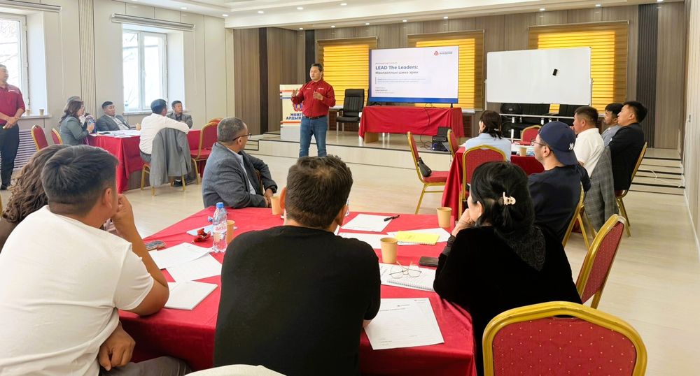“LEAD THE LEADERS” манлайллын цогц хөтөлбөр Баян-Өлгий аймагт эхэллээ