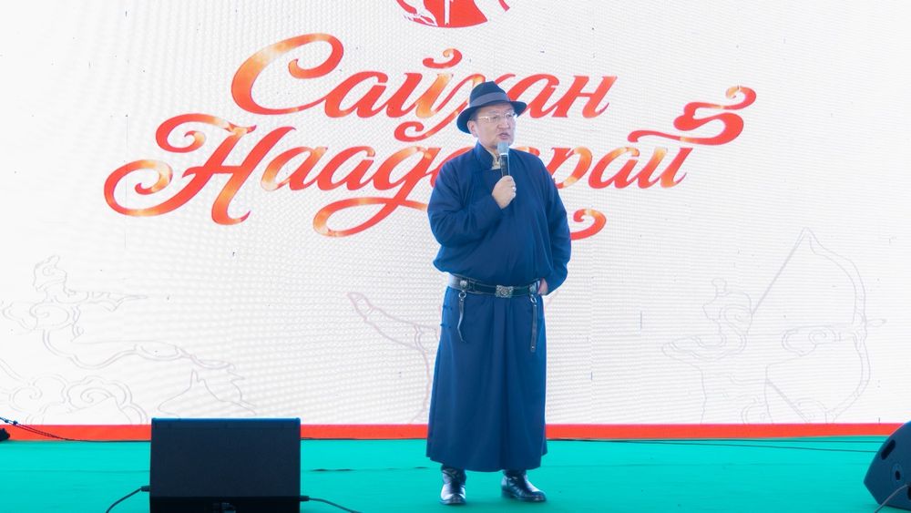 Анхан шатны гишүүд, дэмжигчдэдээ онцлох ажлуудаа танилцууллаа